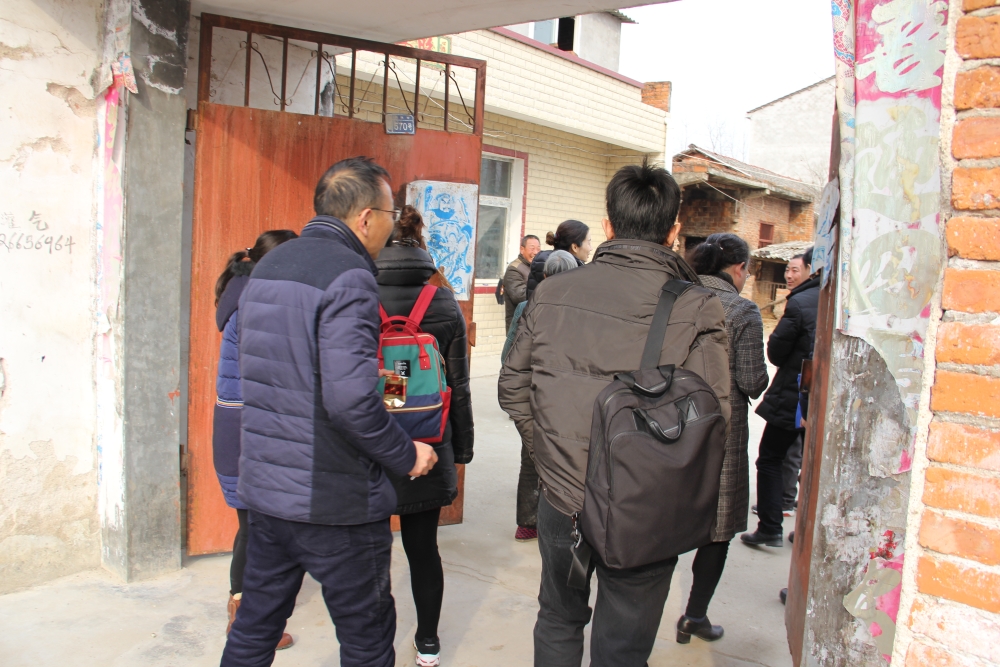 省市總工會領(lǐng)導(dǎo)及同事來我司走基層、送溫暖 扶貧幫困暖人